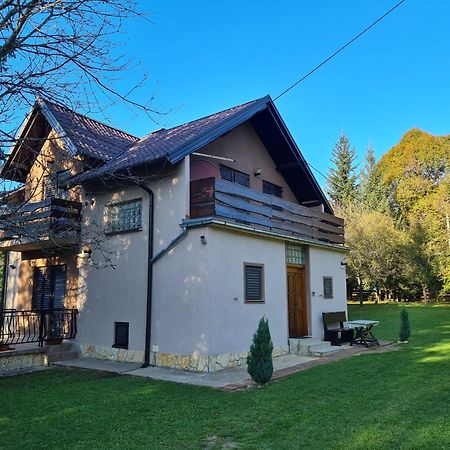 Holiday Home "Iris" Near Plitvice Lakes Rudanovac ภายนอก รูปภาพ