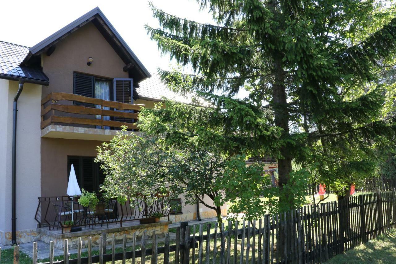 Holiday Home "Iris" Near Plitvice Lakes Rudanovac ภายนอก รูปภาพ